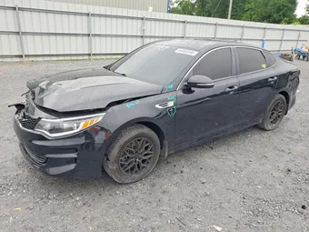 2017 Kia Optima 5XXGT4L32HG156019