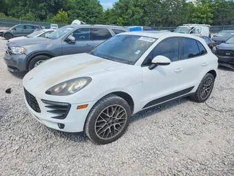 2015 Porsche Macan WP1AB2A52FLB43073
