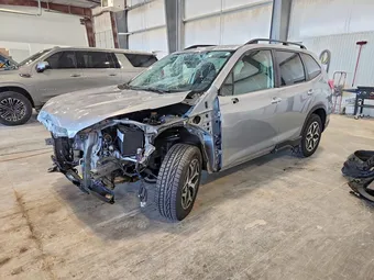 2020 Subaru Forester JF2SKAGC8LH467182