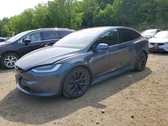 2022 Tesla Model X 7SAXCDE50NF345395