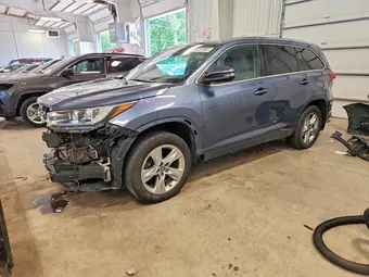 2018 Toyota Highlander 5TDDZRFHXJS819170