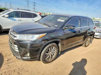 2019 Toyota Highlander 5TDJZRFH5KS627272