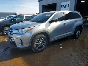 2018 Toyota Highlander 5TDJZRFH4JS802979