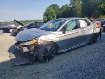 2018 Toyota Camry 4T1B61HK6JU072989 Lot 54473296