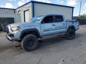 2018 Toyota Tacoma 3TMAZ5CNXJM073146