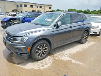 2019 Volkswagen Tiguan 3VV3B7AX6KM032464