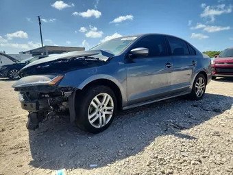 2018 Volkswagen Jetta 3VW2B7AJ3JM230260