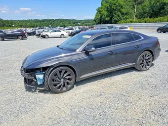 2019 Volkswagen Arteon WVWHR7AN8KE030087