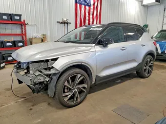 2019 Volvo XC40 YV4162UM4K2128161