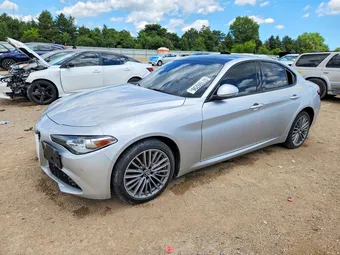 2017 Alfa Romeo ZARFAEEN6H7546545