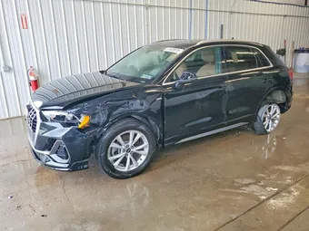 2022 Audi Q3 WA1DECF38N1114023