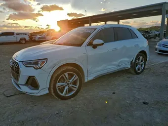 2023 Audi Q3 WA1DECF38P1023045