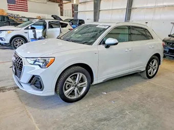 2021 Audi Q3 WA1DECF31M1040636