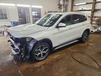 2018 BMW X1 WBXHT3C31J5L34577