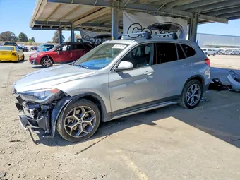 2018 BMW X1 WBXHT3C33J5K30771