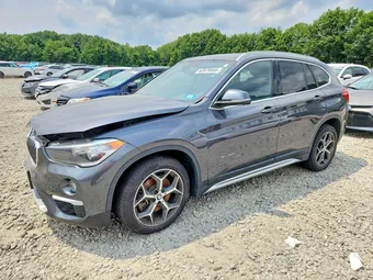 2018 BMW X1 WBXHT3Z36J4A65959