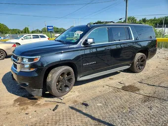 2020 Chevrolet Suburban 1GNSKHKC6LR136598