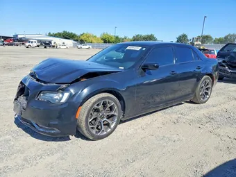 2015 Chrysler 300 2C3CCABG4FH922560