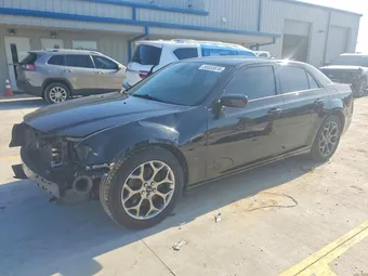 2017 Chrysler 300 2C3CCAGG4HH582743