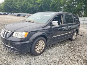 2015 Chrysler Town & Country 2C4RC1GG0FR554418