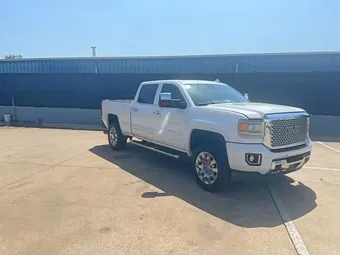 2015 GMC 1GT120E85FF601018