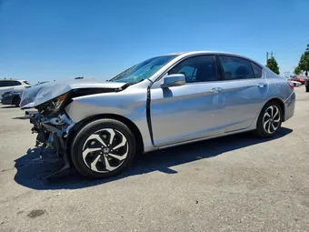 2017 Honda Accord 1HGCR2F06HA046820
