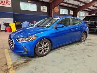 2017 Hyundai Elantra 5NPD84LF9HH020263