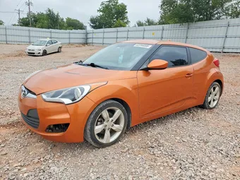 2015 Hyundai Veloster KMHTC6AD3FU244070