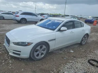 2017 Jaguar XE SAJAR4BG1HA977277