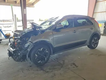 2023 Kia Niro KNDCR3L15P5029841