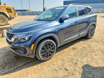 2021 Kia Seltos KNDEPCAA2M7204127