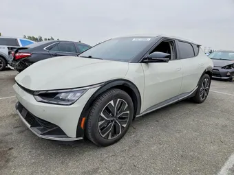 2022 Kia EV6 KNDC34LA8N5045472