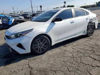 2022 Kia Forte 3KPF54AD4NE472270