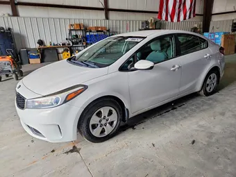 2017 Kia Forte 3KPFK4A71HE036645 Lot 58777526