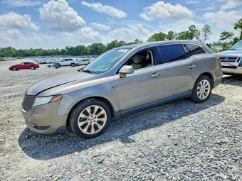 2016 Lincoln MKT 2LMHJ5AT7GBL03176