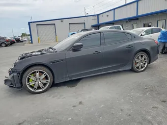 2018 Maserati Quattroporte ZAM56YRA7J1286449