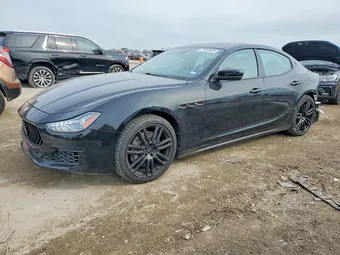 2018 Maserati Ghibli ZAM57YTA8J1303135