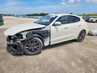 2019 Maserati Levante ZN661XUS8KX337360