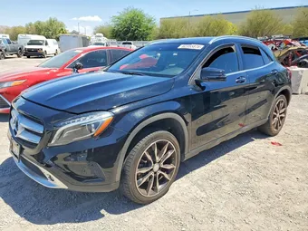 2016 Mercedes-Benz GLA-Class WDCTG4EBXGJ260530