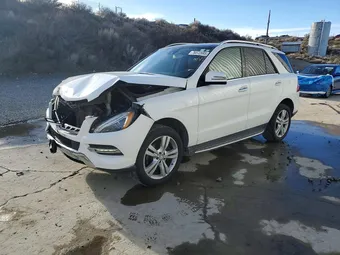 2015 Mercedes-Benz M-Class 4JGDA5HB7FA590830