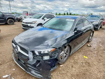 2020 Mercedes-Benz A-Class W1K3G4FB4LW047791