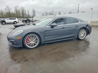 2017 Porsche Panamera WP0AF2A73HL150690