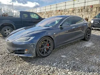 2017 Tesla Model S 5YJSA1E28HF198670