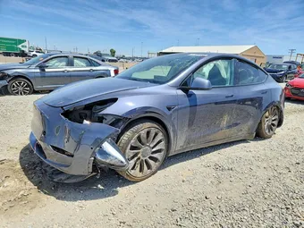 2021 Tesla Model Y 5YJYGDEF5MF264664