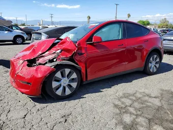 2023 Tesla Model Y 7SAYGAEE1PF645392