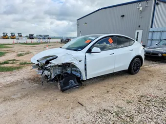 2022 Tesla Model Y 7SAYGDEE1NF480555