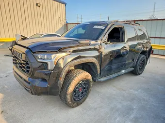 2023 Toyota Sequoia 7SVAAABA4PX016318