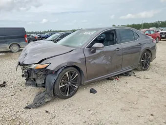 2019 Toyota Camry 4T1B61HK4KU784483 Lot 56731746