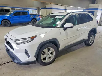 2021 Toyota RAV4 2T3P1RFV3MC195002 Lot 57913616
