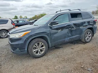 2015 Toyota Highlander 5TDJKRFH5FS185751